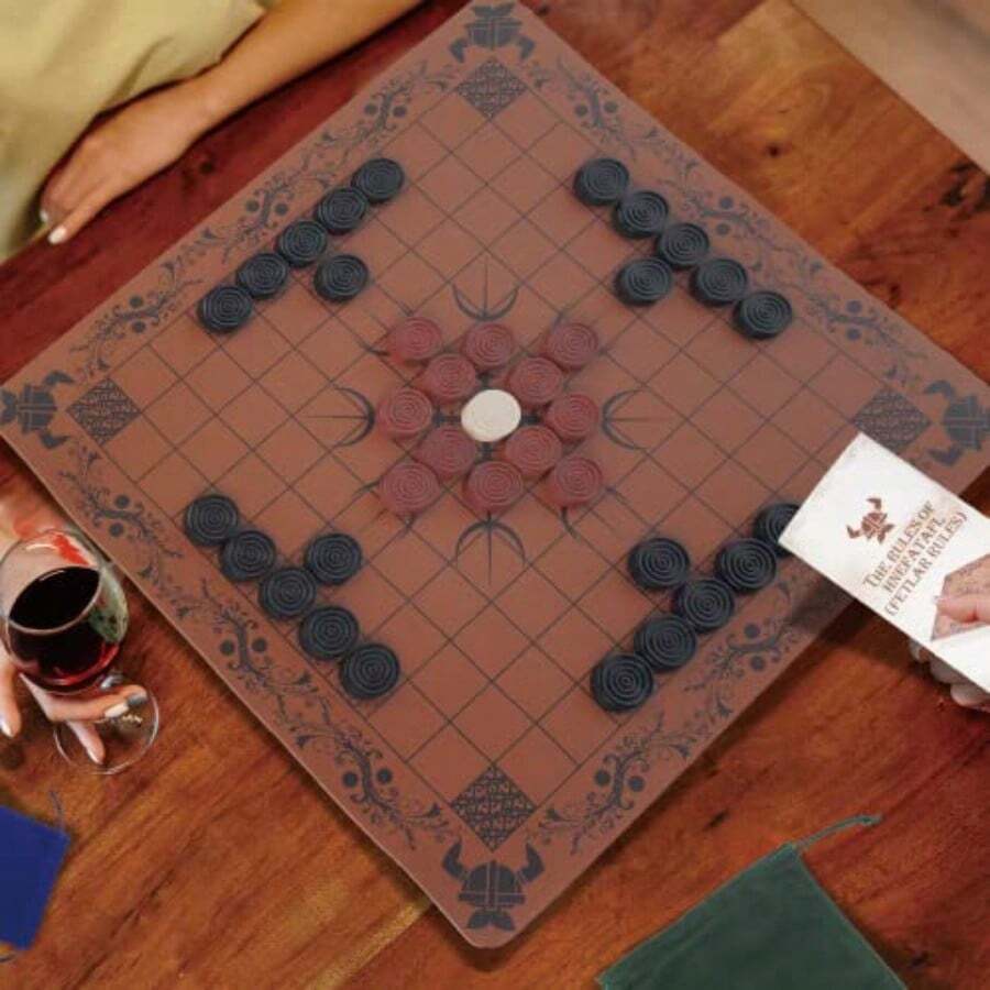 HNEFATAFL: Viking Chess Board  - Board Game Vikings review and price